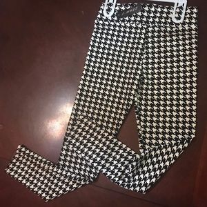 🆕 C-Mode Blk/Wht Legging-One Size Fits Most